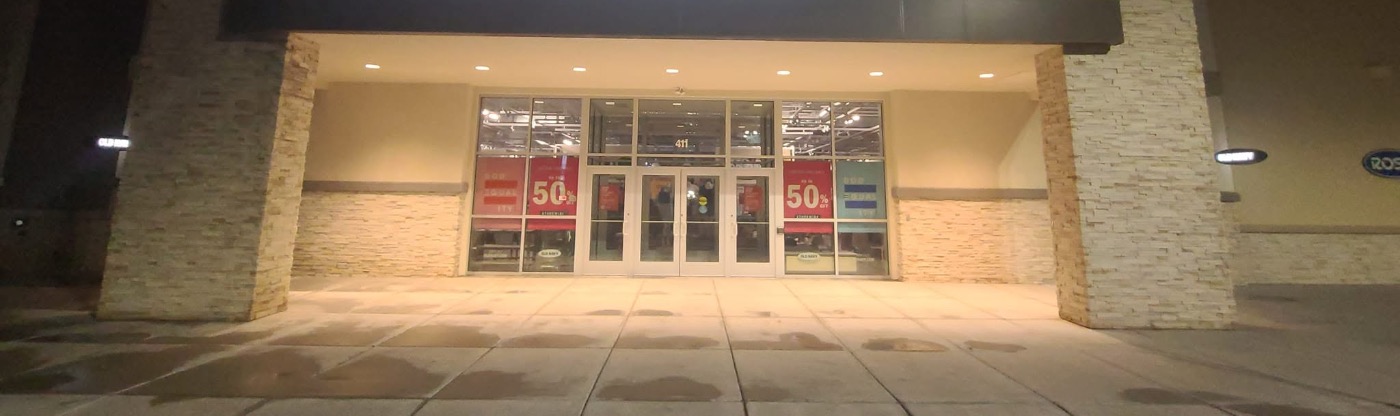 freshly pressure washed storefront entry sidewalk in Salina, KS